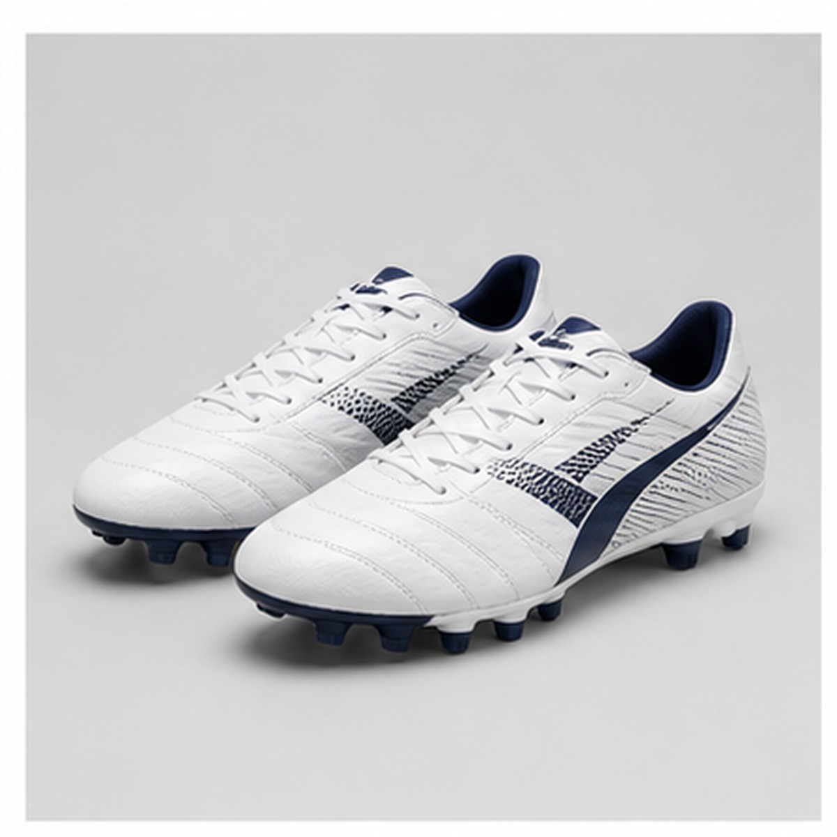 Control FG White/Navy Football Boots